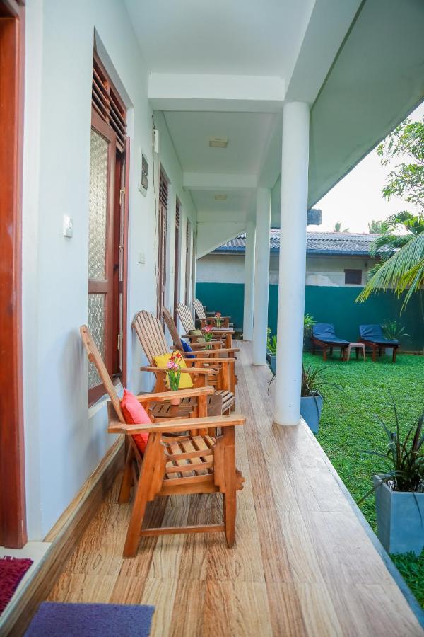 Hasaranga Holiday House Hikkaduwa Eksteriør billede