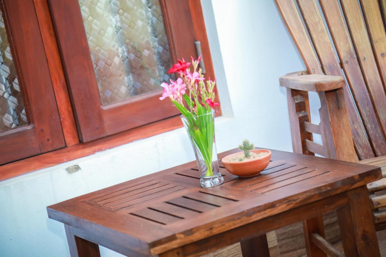Hasaranga Holiday House Hikkaduwa Eksteriør billede
